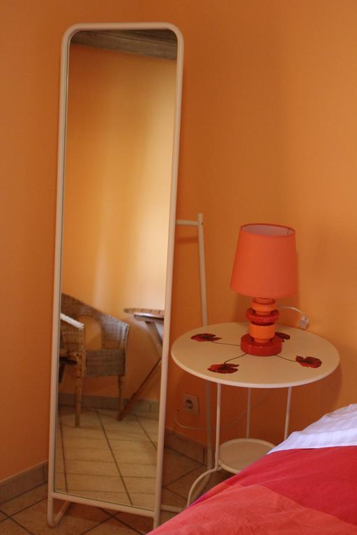 Ferme de la Corbette Bed and Breakfast Cluny Rum bild
