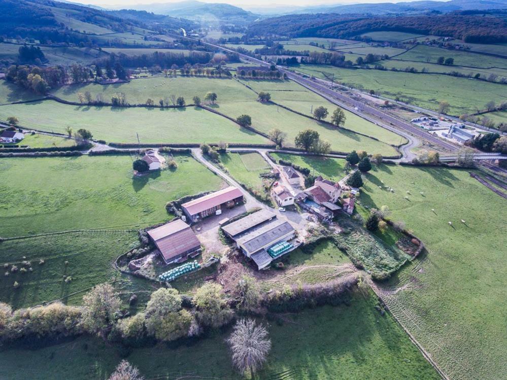 Ferme de la Corbette Bed and Breakfast Cluny Exteriör bild